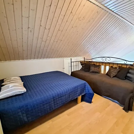 아파트 Aamuaurinko *