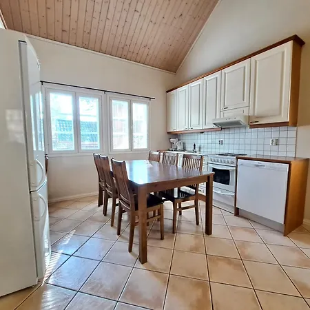 Aamuaurinko 公寓 Korospohja